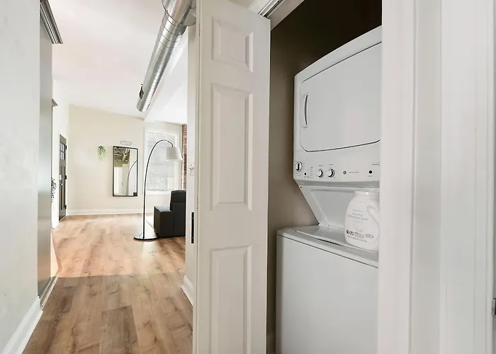 Netflix+bbq+9bedrooms With Parking Near Bakery Sq. Pittsburgh